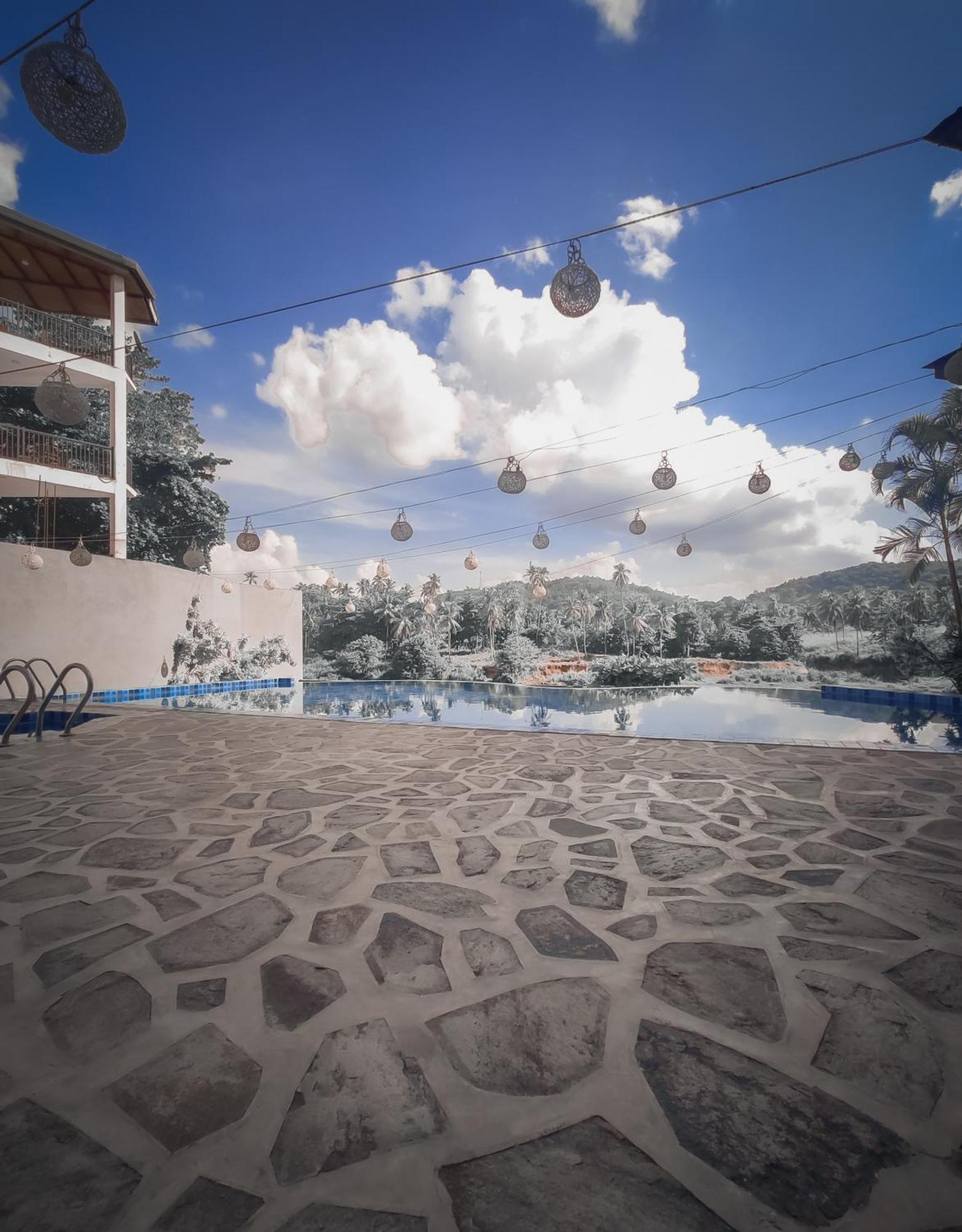 Hotel Elephant Park - New Deal! Half Off Airport Pickups Available Pinnawala  Exterior foto